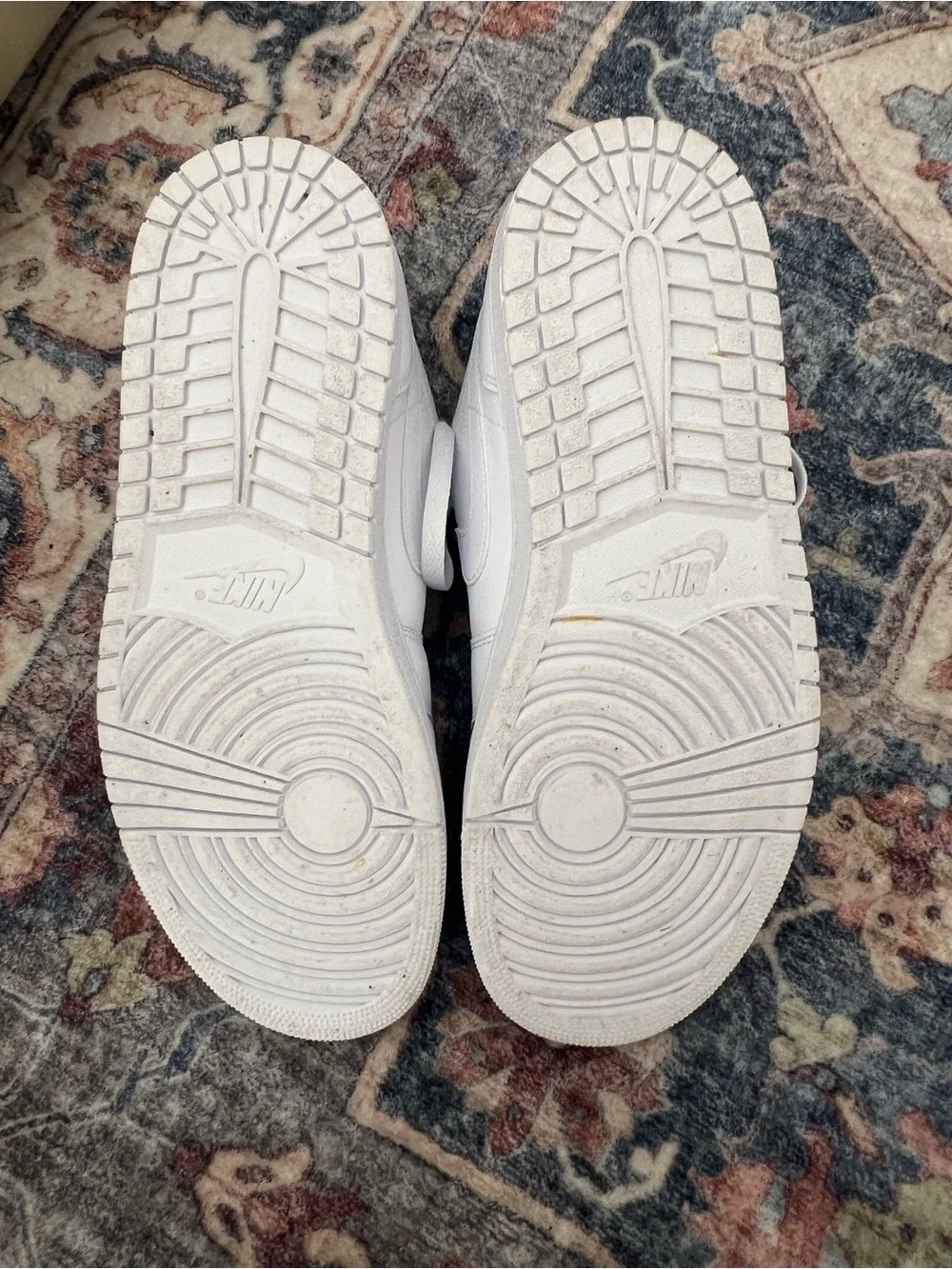 Nike Air Jordan 1 Low white white worn once with Box men size 11